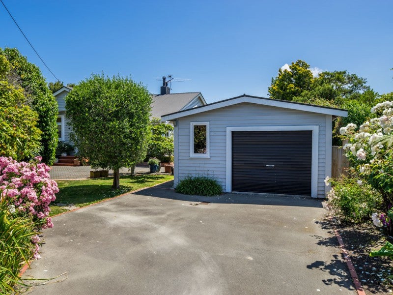 111 Kings Crescent, Hutt Central, Lower Hutt - Carousel 22