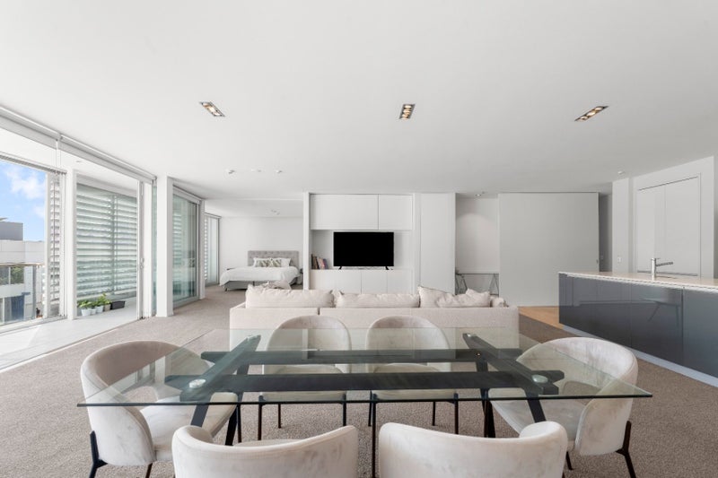 425/28 College Hill, Freemans Bay, Auckland - Carousel 1