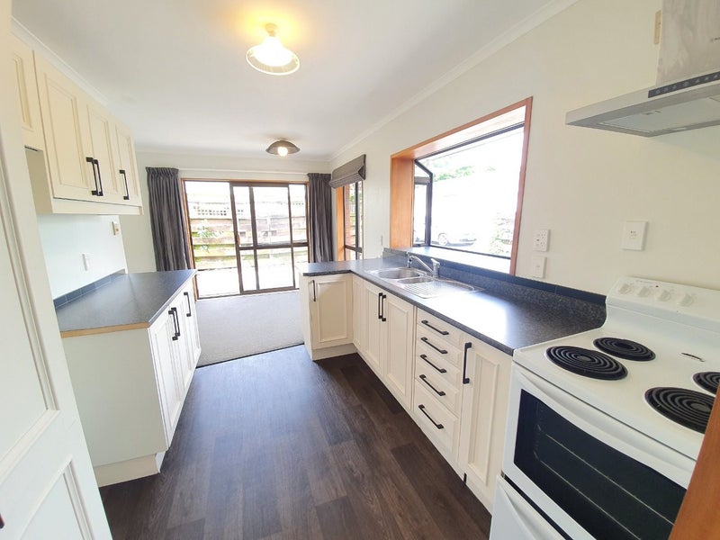 16A Ngaio Street, West End, Palmerston North - Carousel 2