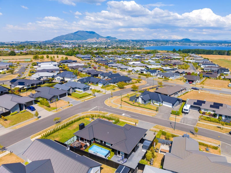 2 Mayfly Grove, Nukuhau, Taupo - Carousel 32