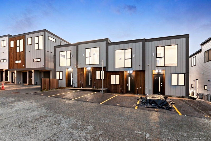 6/17 Parker Avenue, New Lynn, Auckland - Carousel 1