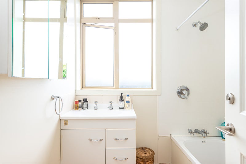 2/24 Riverview Street, Beckenham, Christchurch - Carousel 7