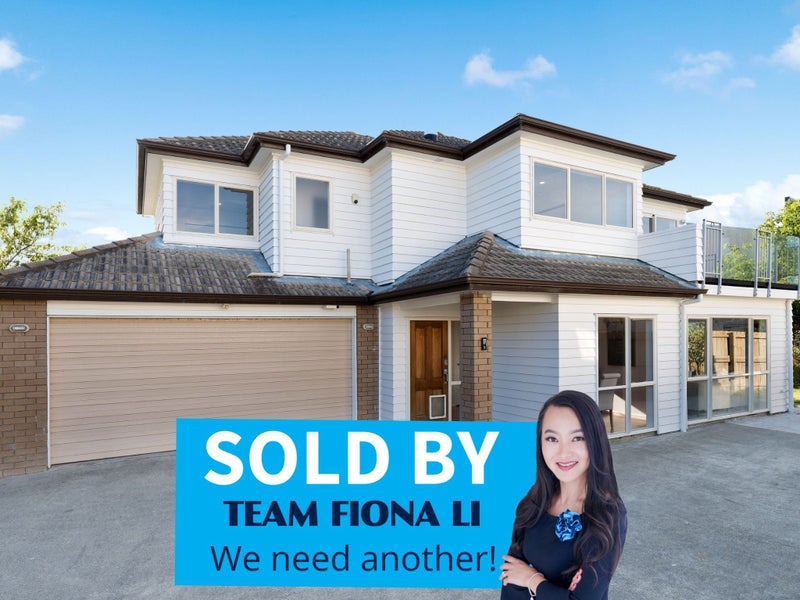 7 Merlot Way, Te Atatu South, Auckland - Carousel 1