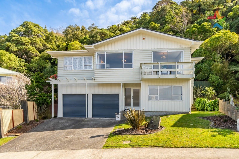 111 Tirohanga Road, Tirohanga, Lower Hutt - Carousel 1