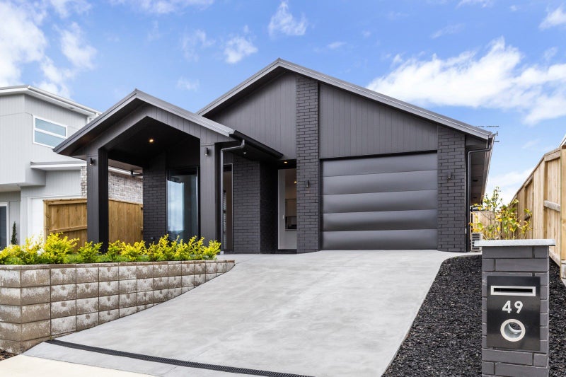 49 Harakeke Drive, Wharewaka, Taupo - Carousel 1