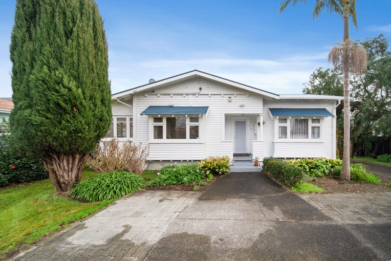 317 Massey Road, Mangere East, Auckland - Carousel 19