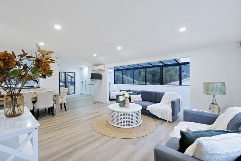 28A Stephen Lysnar Place, Hillsborough, Auckland - Carousel 2