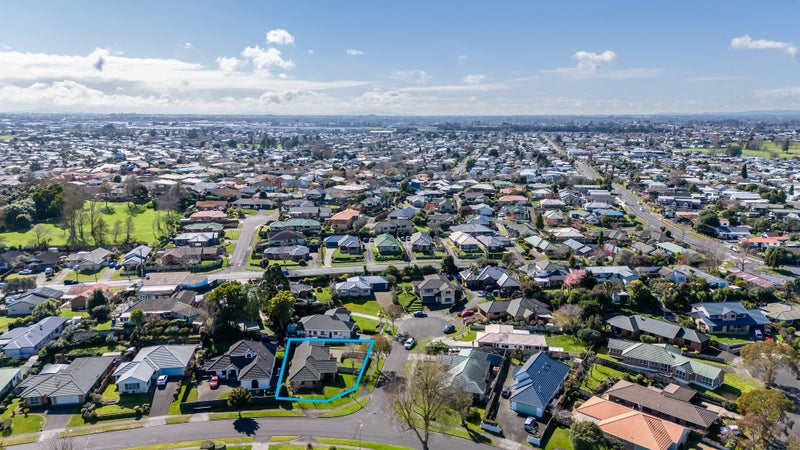 1 Hereford Place, Grandview Heights, Hamilton - Carousel 17