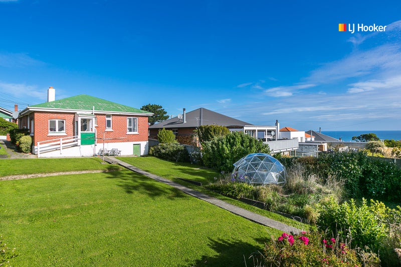 25 Stirling Street, Andersons Bay, Dunedin - Carousel 12