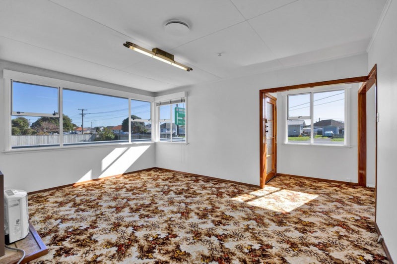 277 South Road, Hawera - Carousel 2