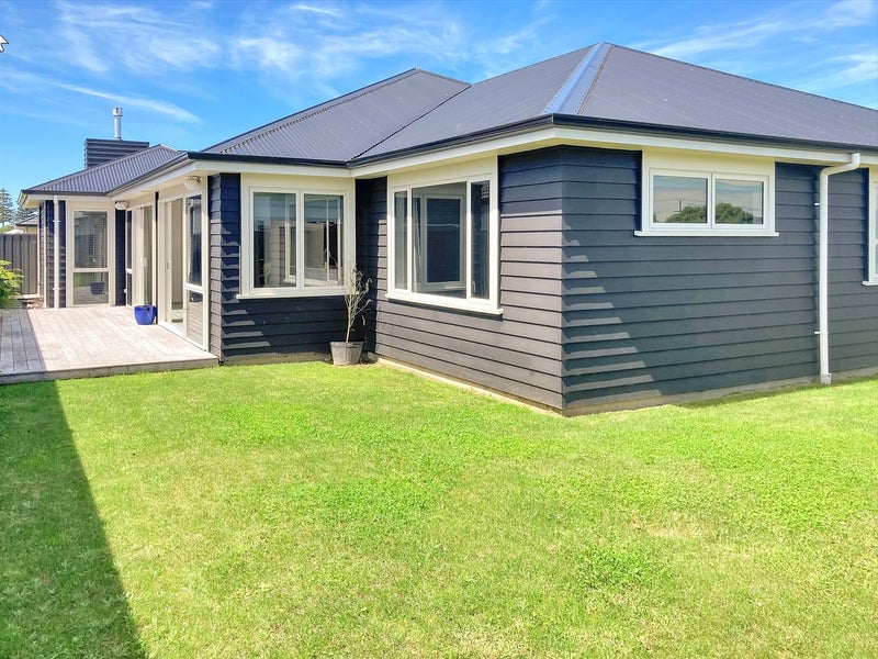 24 Kaituna Place, Te Awa, Napier - Carousel 1