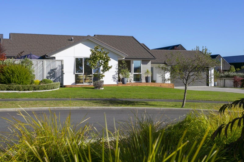 10 Loloma Way, Wharewaka, Taupo - Carousel 2