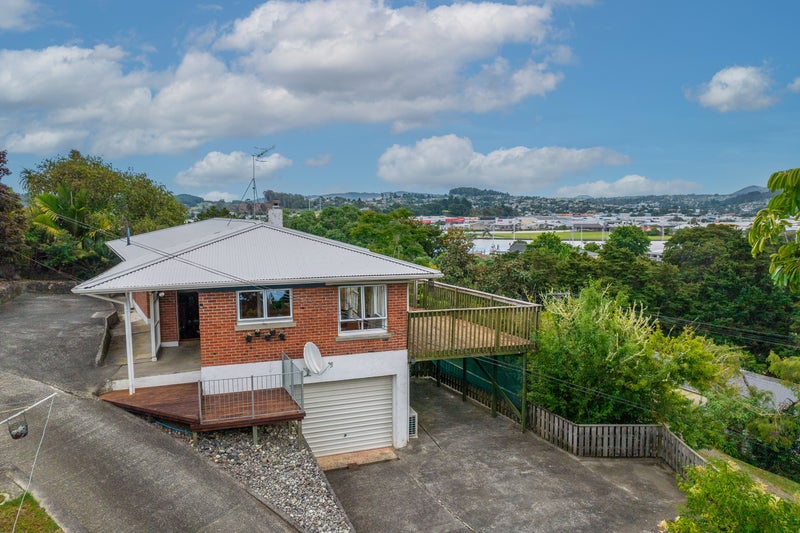 7 Jessie Street, Parahaki, Whangarei - Carousel 1