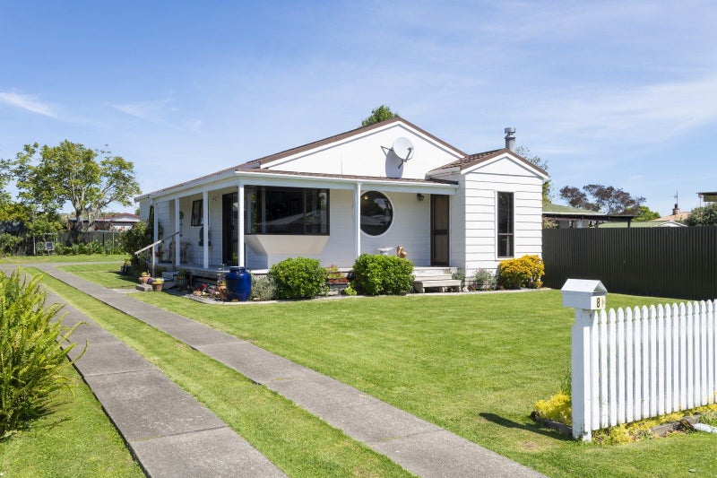 8 Vivian Street, Inner Kaiti, Gisborne - Carousel 1