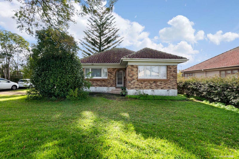 40 Princes Street, Otahuhu, Auckland - Carousel 1