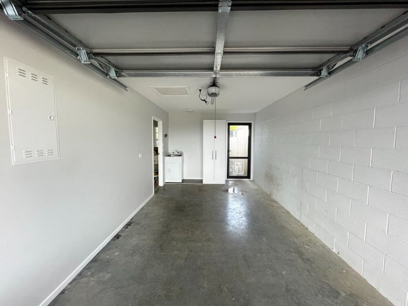 11B Pakaraka Drive, Papakura, Papakura - Carousel 14