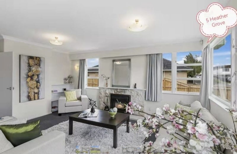 5 Heather Grove, Fairfield, Lower Hutt - Carousel 2