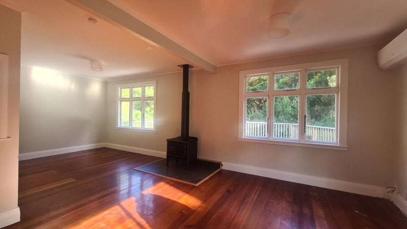 1122 Paekakariki Hill Road, Paekakariki Hill - Carousel 2