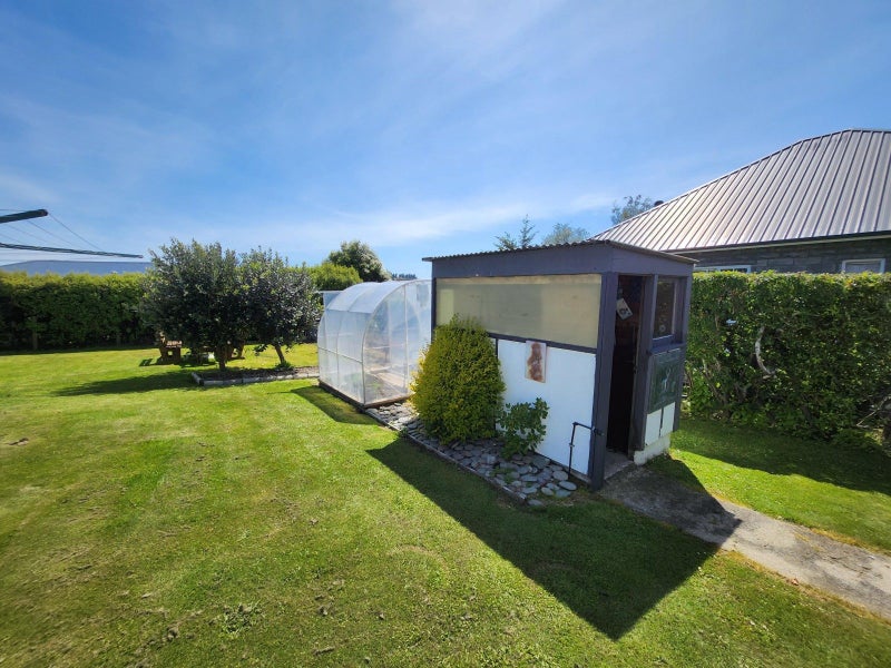 30 Hayle Street, Holmes Hill, Oamaru - Carousel 24