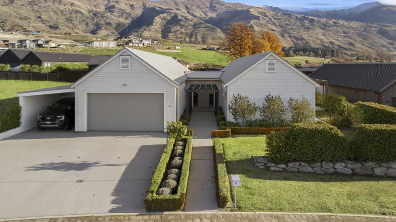 33 Little Alpha LOOP, Wanaka, Queenstown - Carousel 2