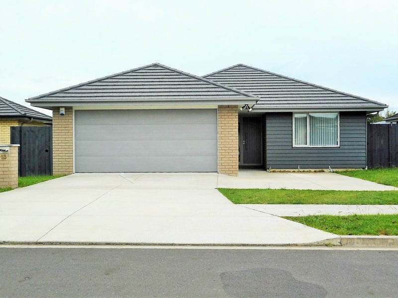 13 Captain Mitchell Drive, Opaheke, Papakura - Carousel 2