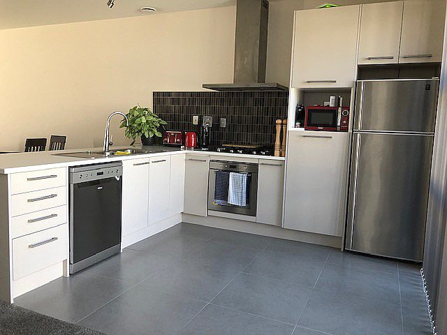 76 Kuaka Drive, Takanini, Auckland - Carousel 1