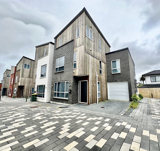 20 Haumako Place, Otahuhu, Auckland - Carousel 1