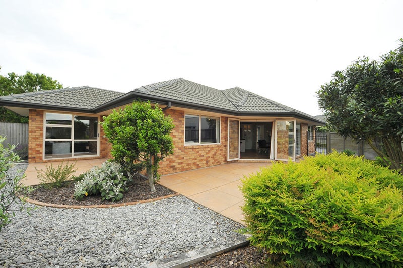 36 Foresters Crescent, Parklands, Christchurch - Carousel 2