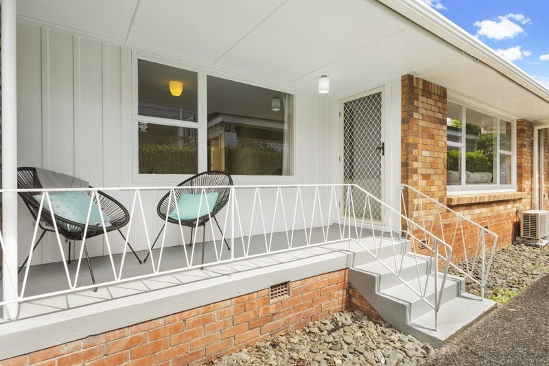 2/12 Robert Street, Ellerslie, Auckland - Carousel 1