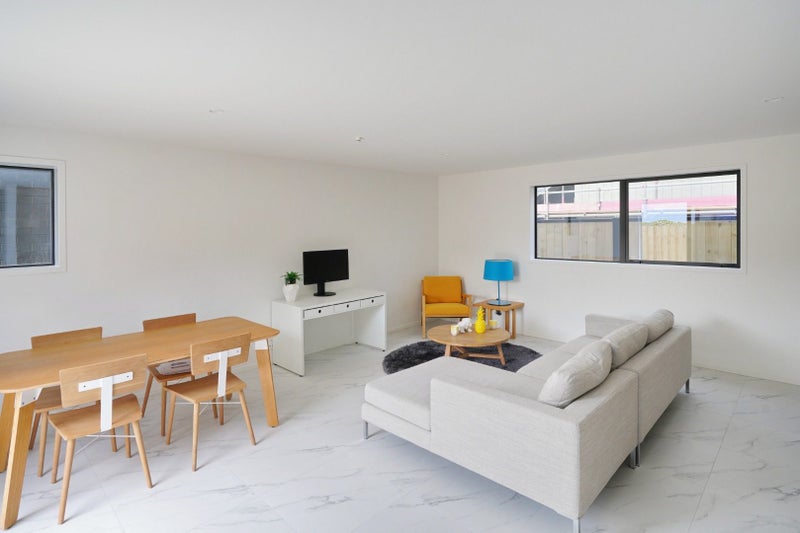 18 Academy Road, ILAM - Carousel 1