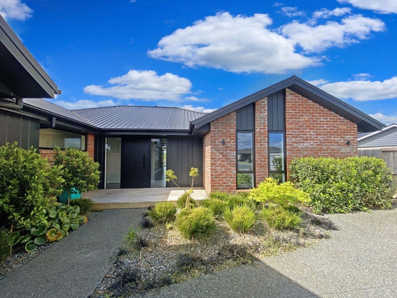 9 Whiro Close, Hamilton - Carousel 2