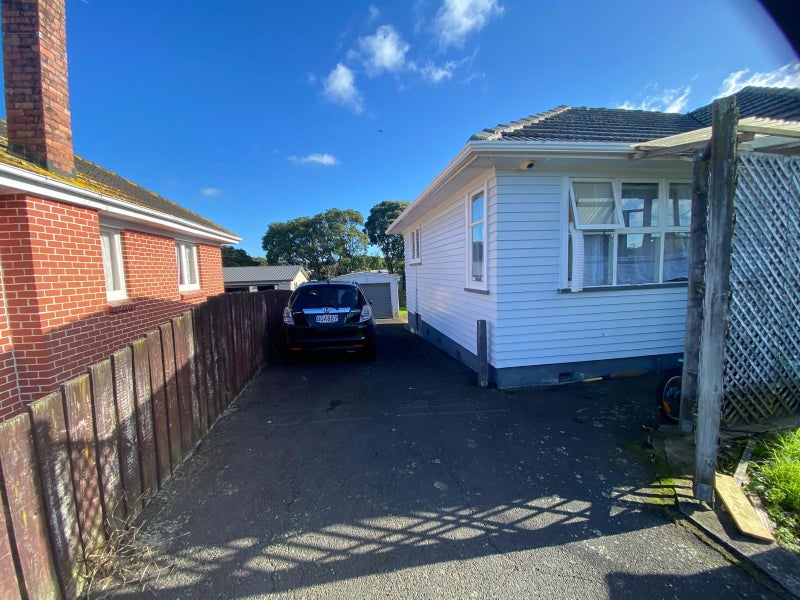 24 Farrelly Avenue, Wesley, Auckland - Carousel 1