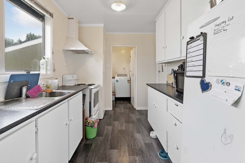 54 Lauder Crescent, Heidelberg, Invercargill - Carousel 2