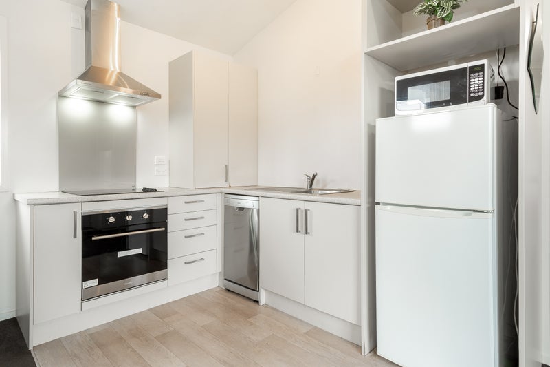 4/13 Lyon Street, Frankton, Hamilton - Carousel 1