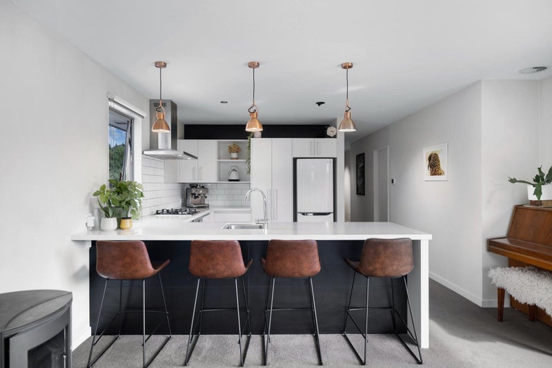 3 Little Maude Drive, Wanaka - Carousel 1