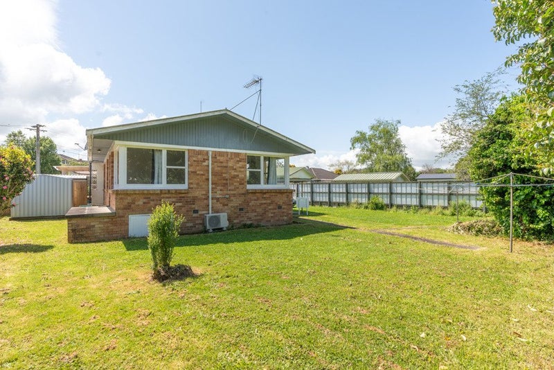 25B Aurora Terrace, Hillcrest, Hamilton - Carousel 1