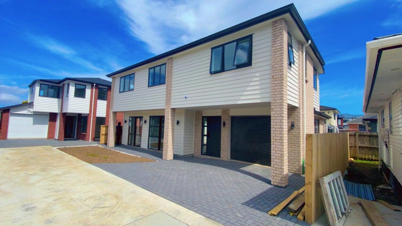 708B Massey Road, Mangere, Auckland - Carousel 2