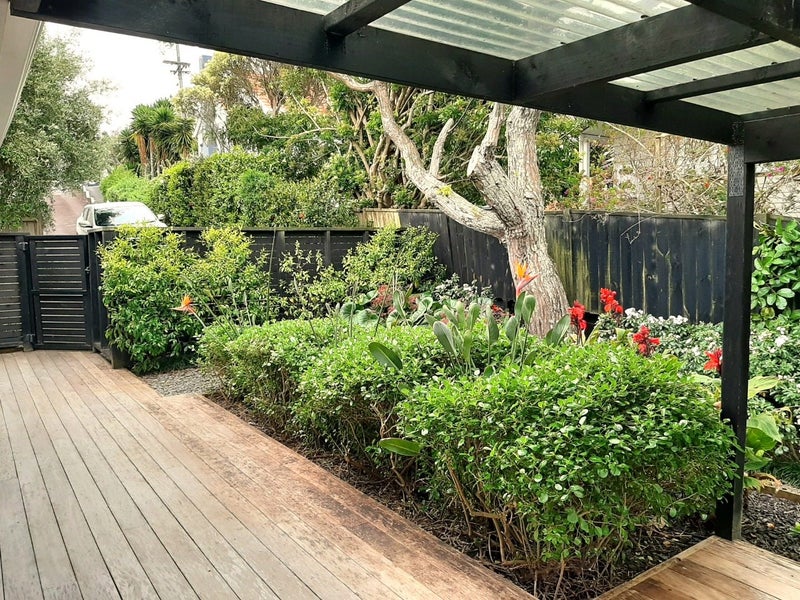 145A Paihia Road, One Tree Hill, Auckland - Carousel 2