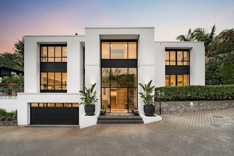 35 Gibraltar Crescent, Parnell, Auckland - Carousel 1