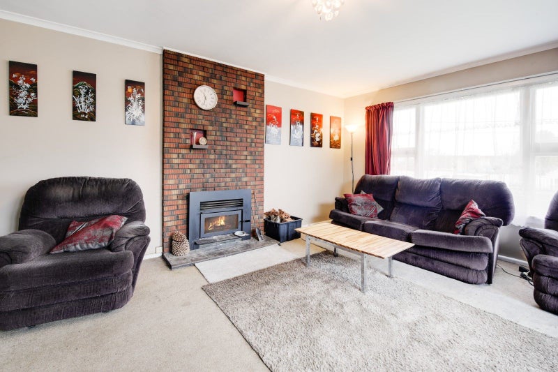 52 Lyndhurst Crescent, Aranui, Christchurch - Carousel 2