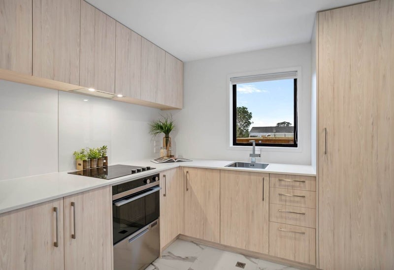 2/137 Tirimoana Road, Te Atatū South, Auckland - Carousel 2