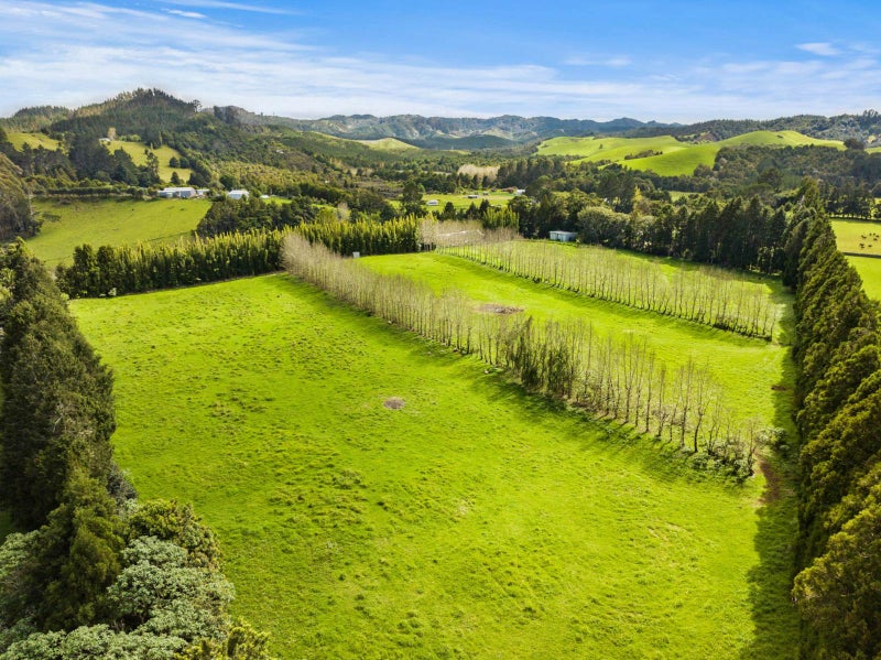 50 Edginton Road, Glenbervie, Whangārei - Carousel 24