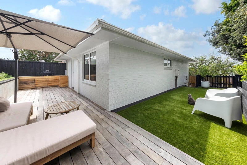 1/10 Yattendon Road, St Heliers, Auckland - Carousel 3