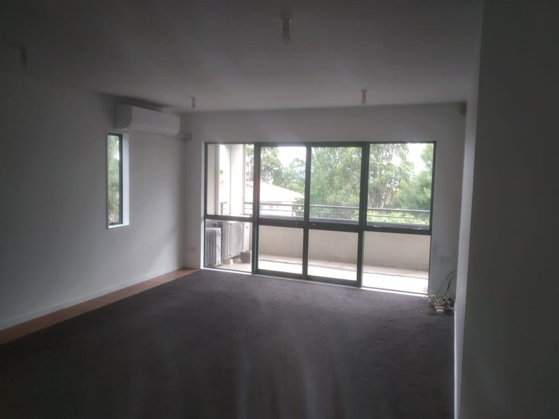 1/223A Sunset Road, Sunnynook, Auckland - Carousel 1