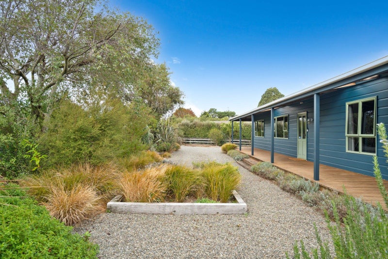 92 Revans Street, FEATHERSTON, Featherston - Carousel 16