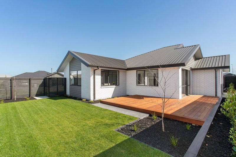 6 Earl Way, Amberley, Amberley - Carousel 20
