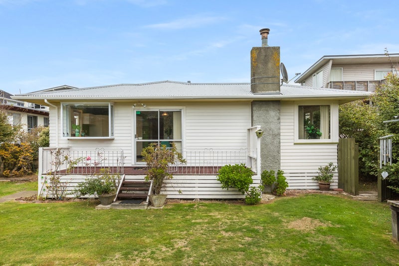 73 Main Road, Titahi Bay, Porirua - Carousel 1