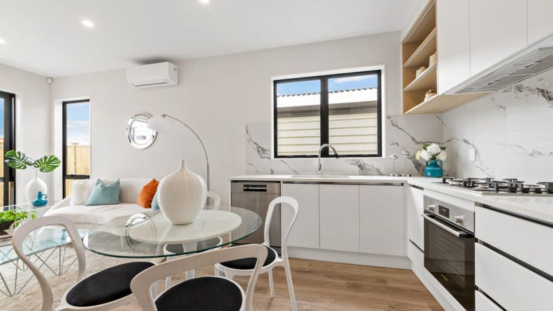 35 Puwha Street, Massey, Auckland - Carousel 1