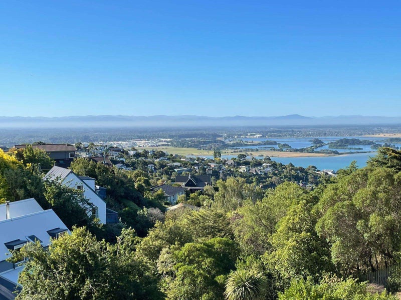 17 Luxton Place, Mount Pleasant, Christchurch - Carousel 1