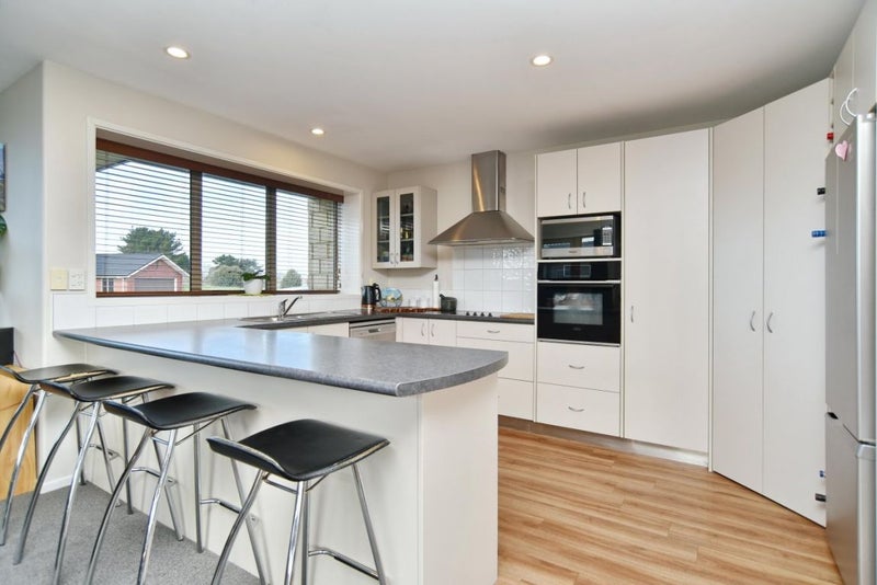 14 Bottle Lake Drive, Parklands, Christchurch - Carousel 2